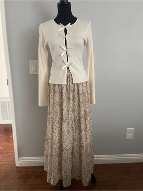 Le Lis Cream Floral Tiered Maxi Skirt
